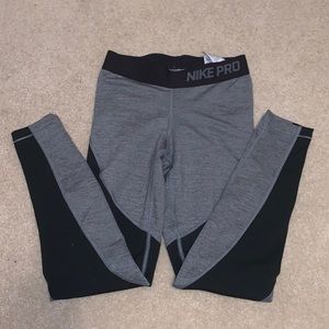 Nike Pro Hyperwarm Leggings - Grey and black